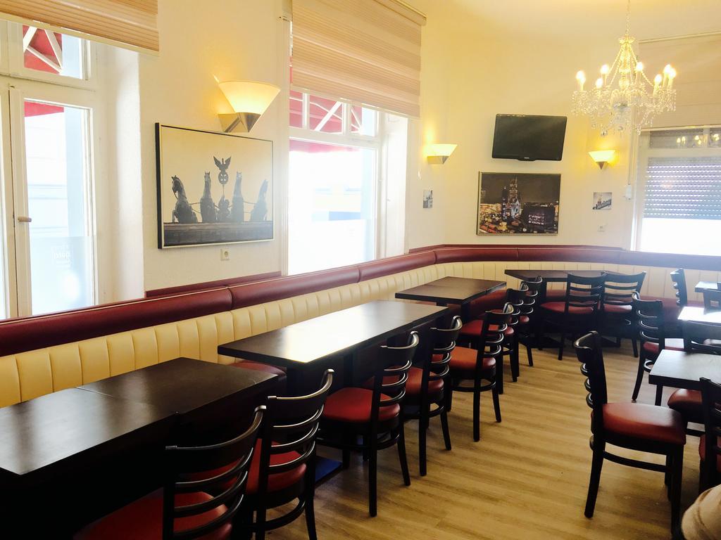 Hotel Altstadt Spandau Seeburg  Экстерьер фото